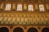 Ravenna: Cenné mozaiky v bazilice di San Apolinere Nuovo (6. stol.)